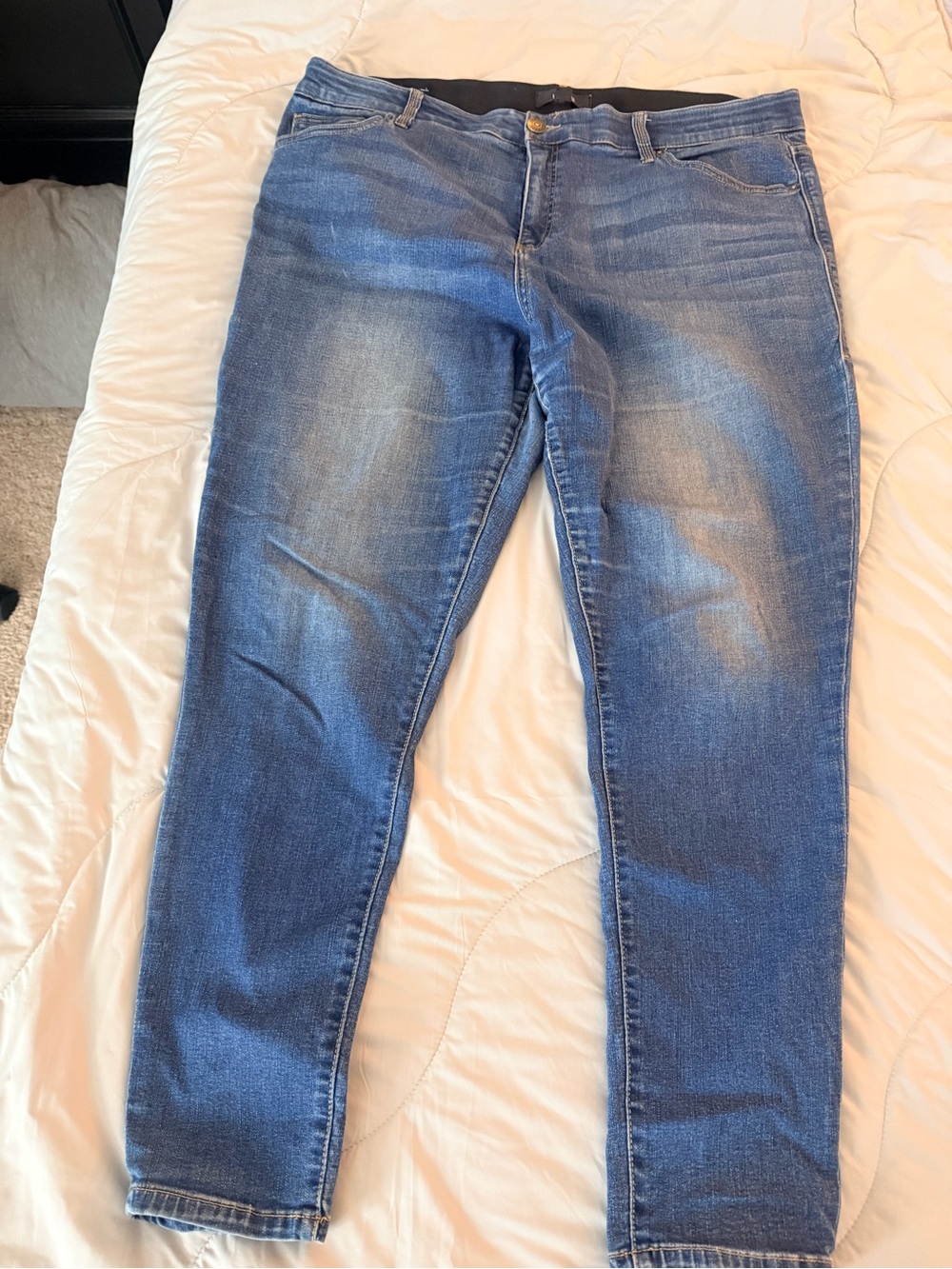 LuLaRoe Women's Skinny Jeans in Blue Wash 40 same as 20